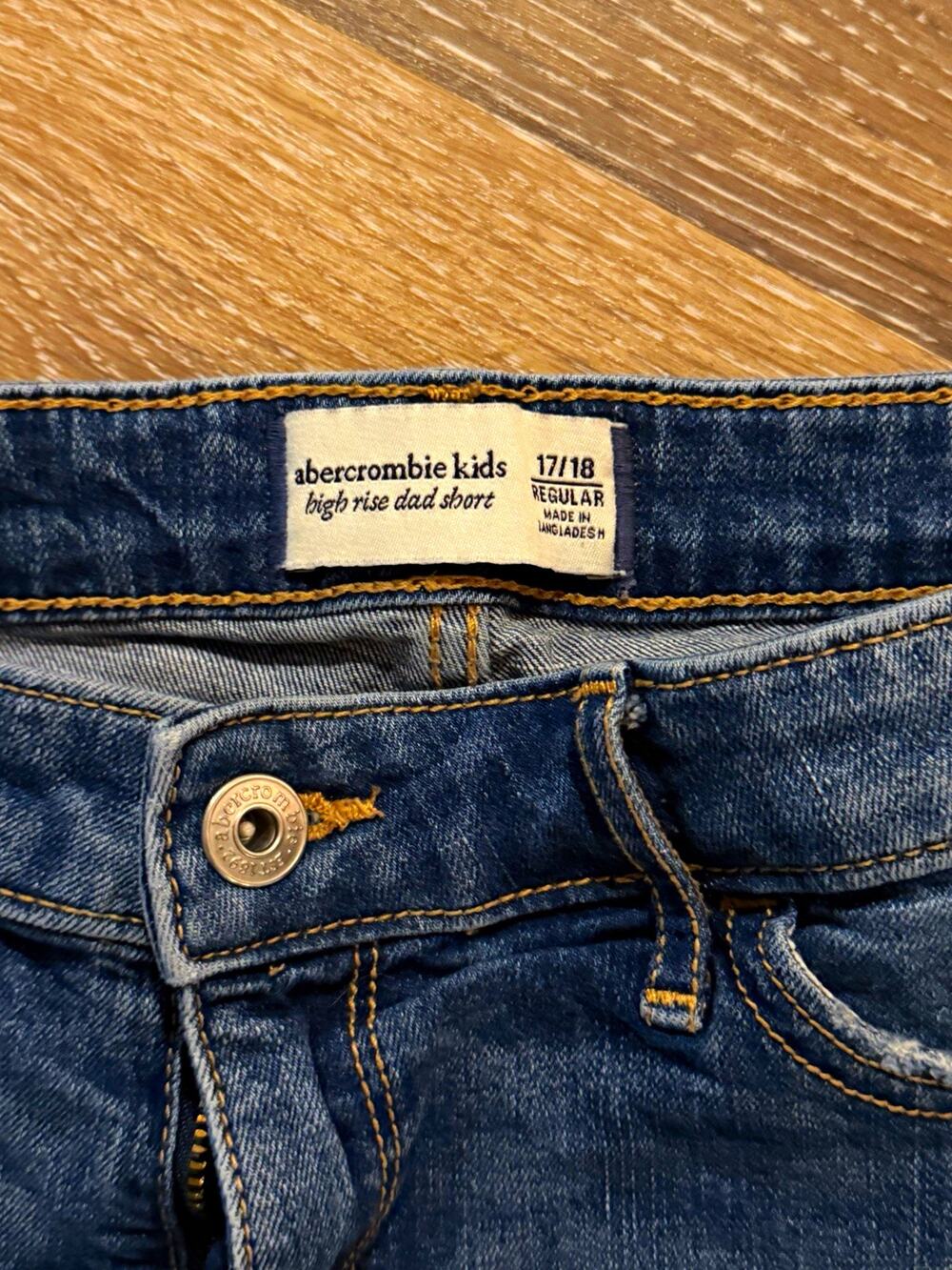 Abercrombie Kids High Rise Dad Short Girls Size 12 Blue Distressed Denim Cut-Off